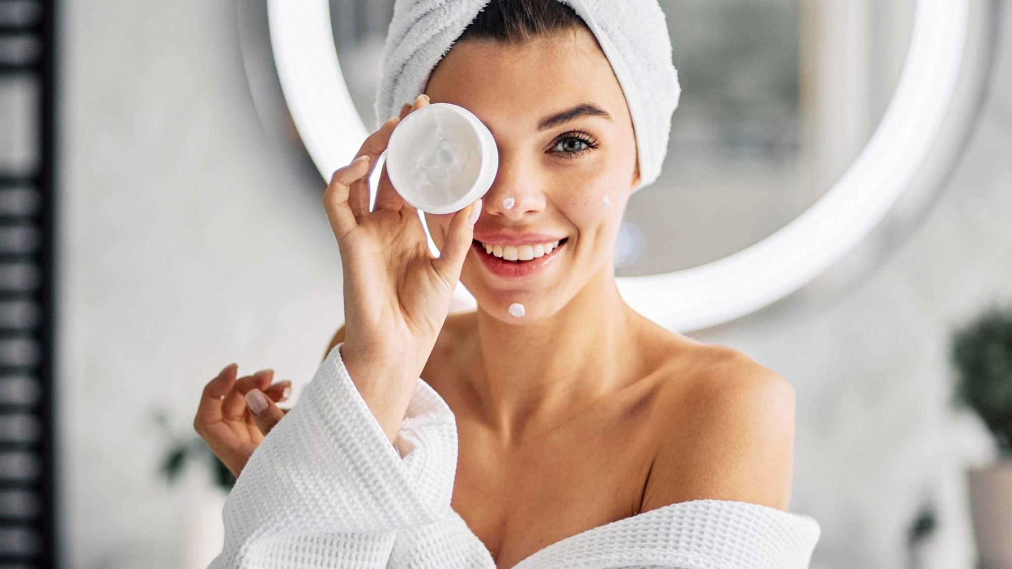 young-woman-doing-her-morning-routine